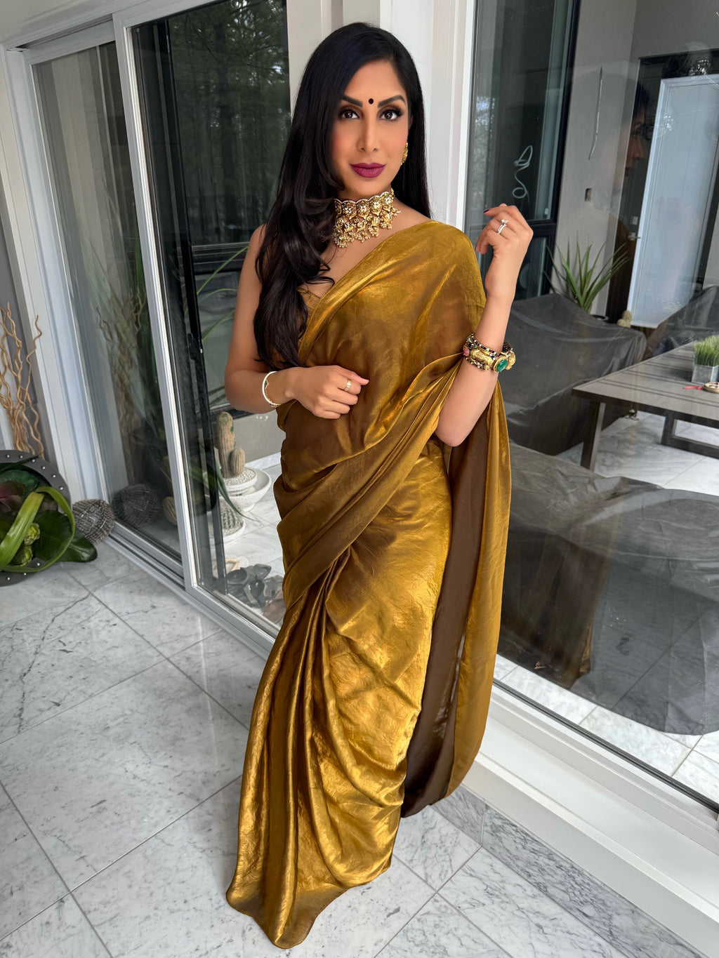 Sonika | Gold Saree