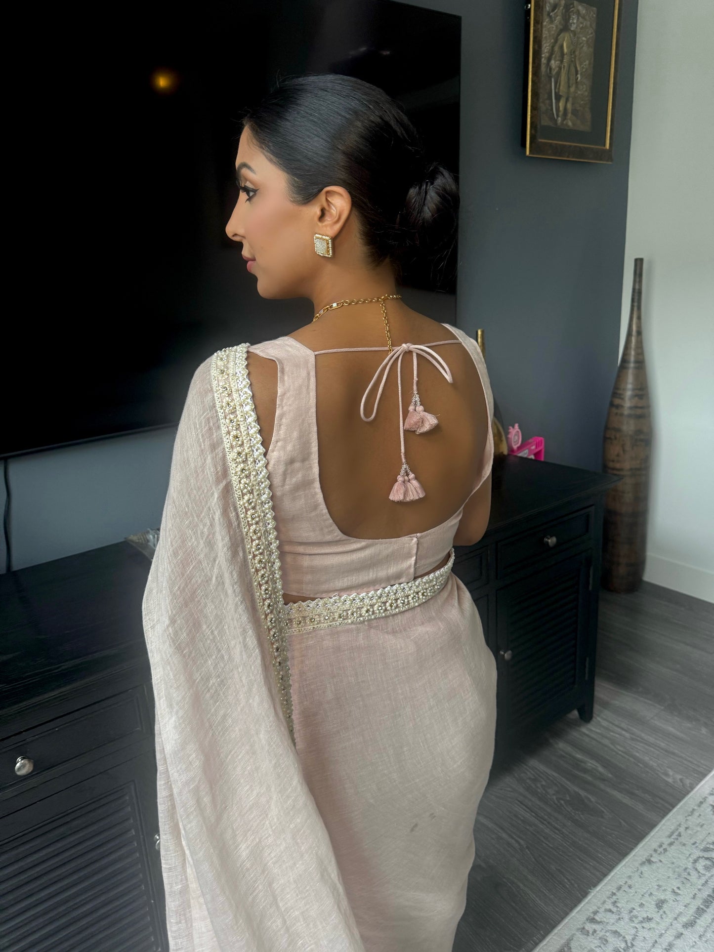 Noor | Pink Linen Saree