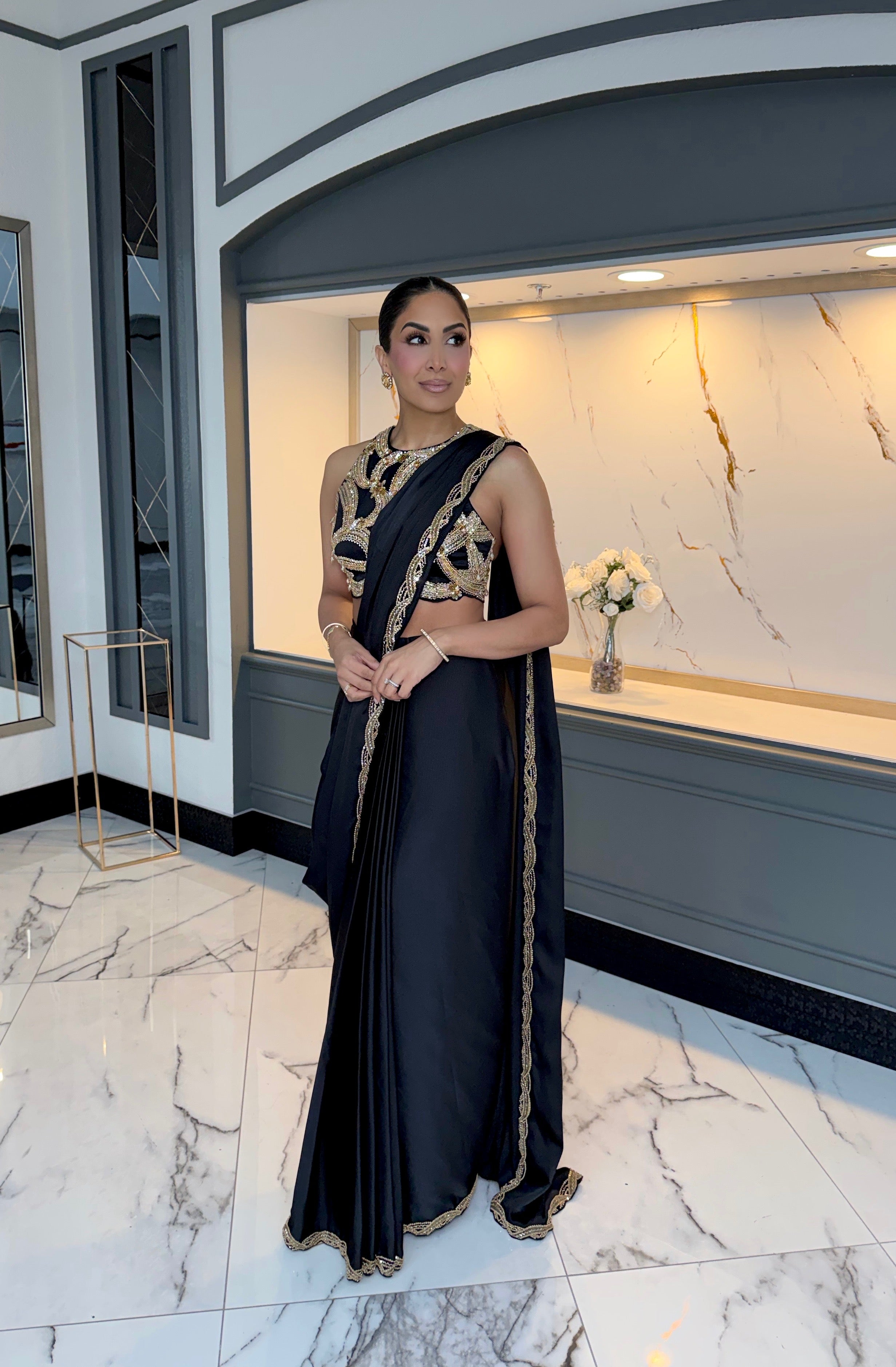 Vanta | Black Pre-pleated Saree
