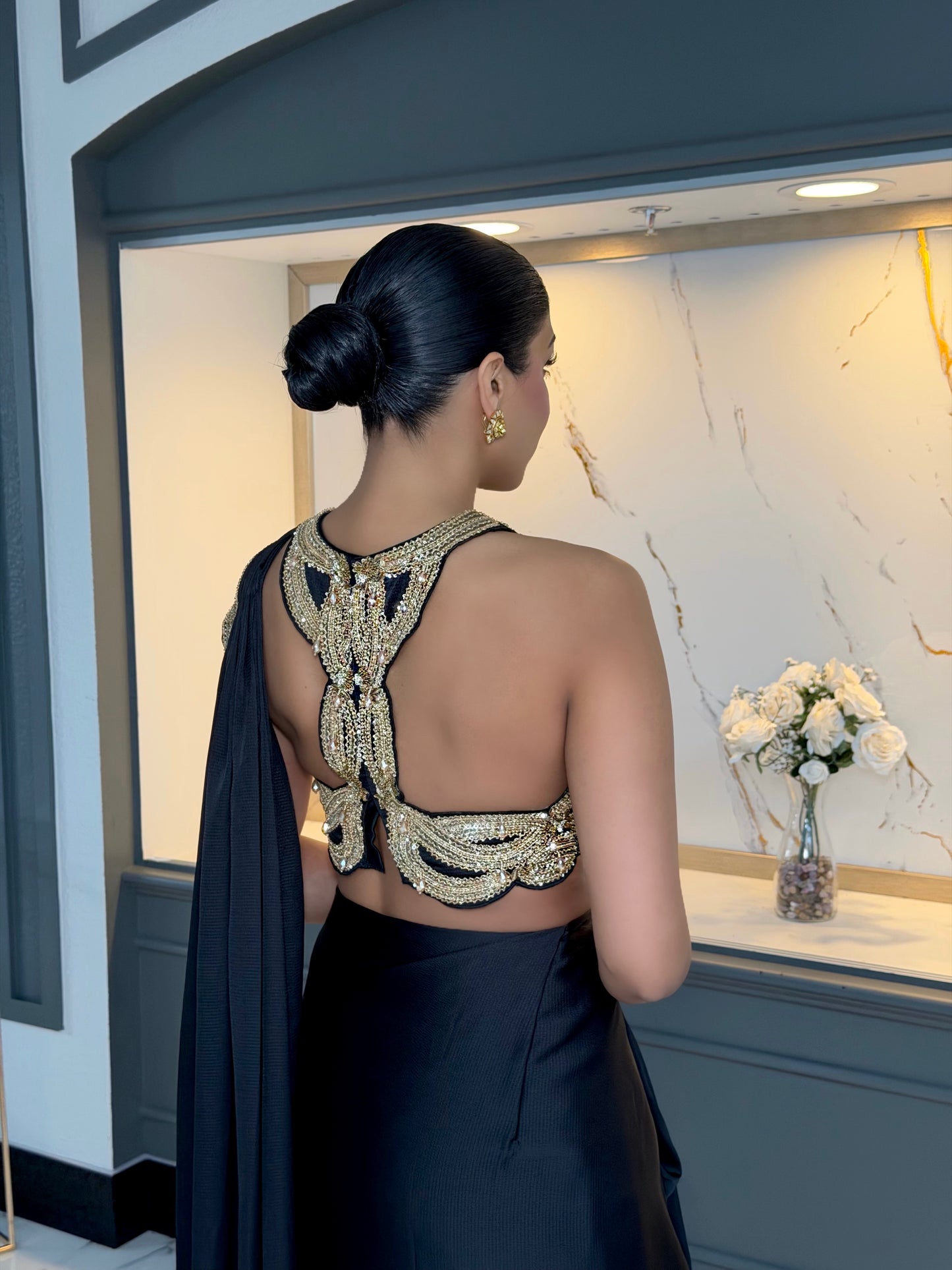 Vanta | Black Pre-pleated Saree